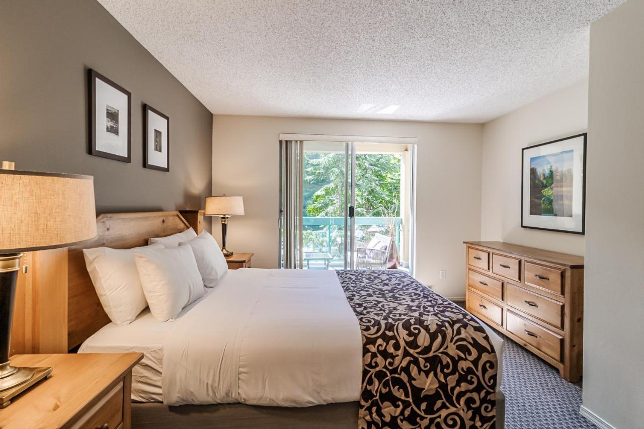 Snowbird Townhouses By Elevate Vacations Whistler Kültér fotó