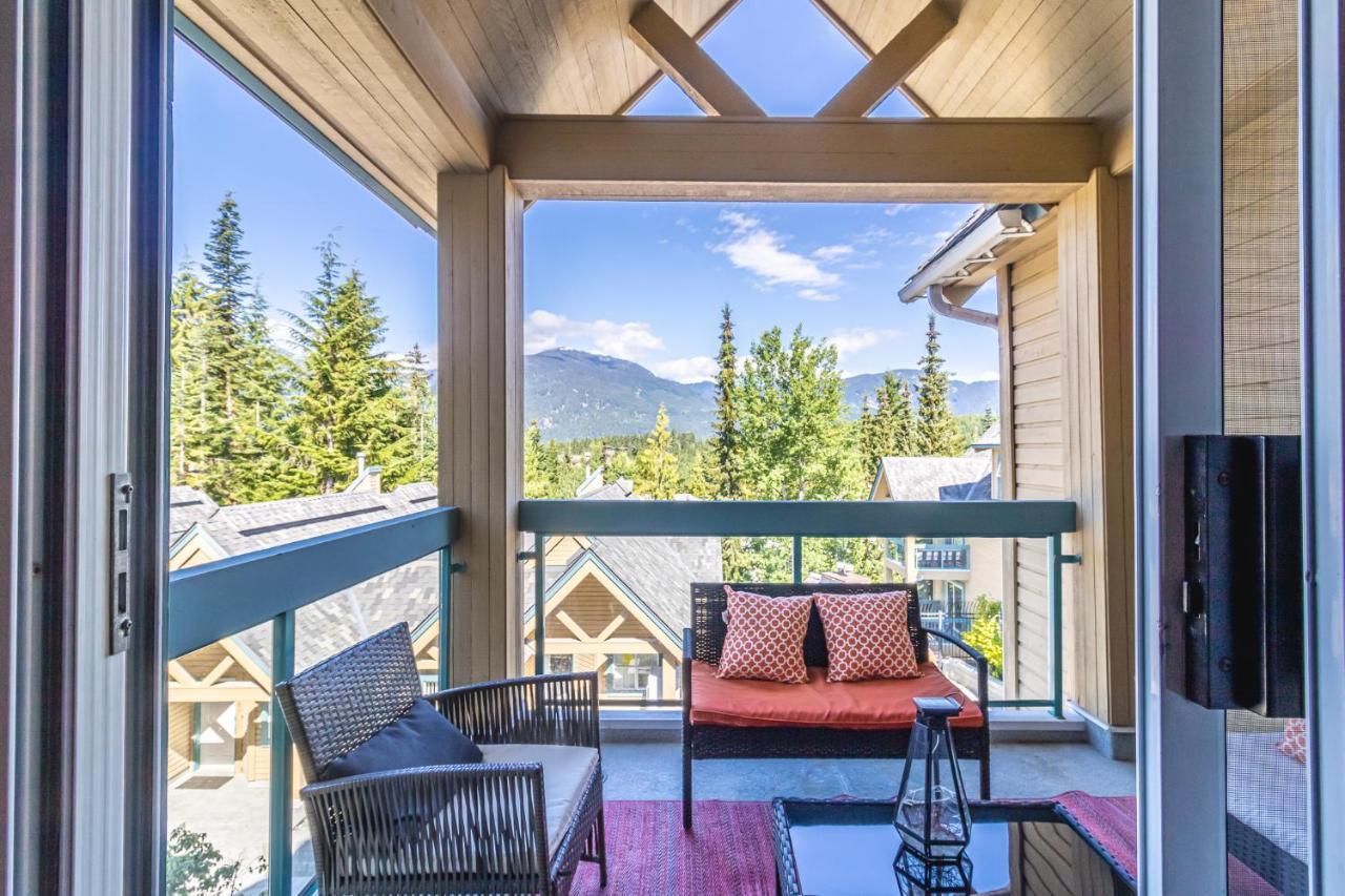 Snowbird Townhouses By Elevate Vacations Whistler Kültér fotó