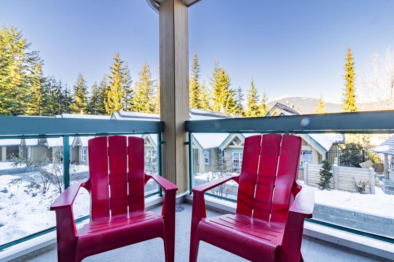 Snowbird Townhouses By Elevate Vacations Whistler Kültér fotó